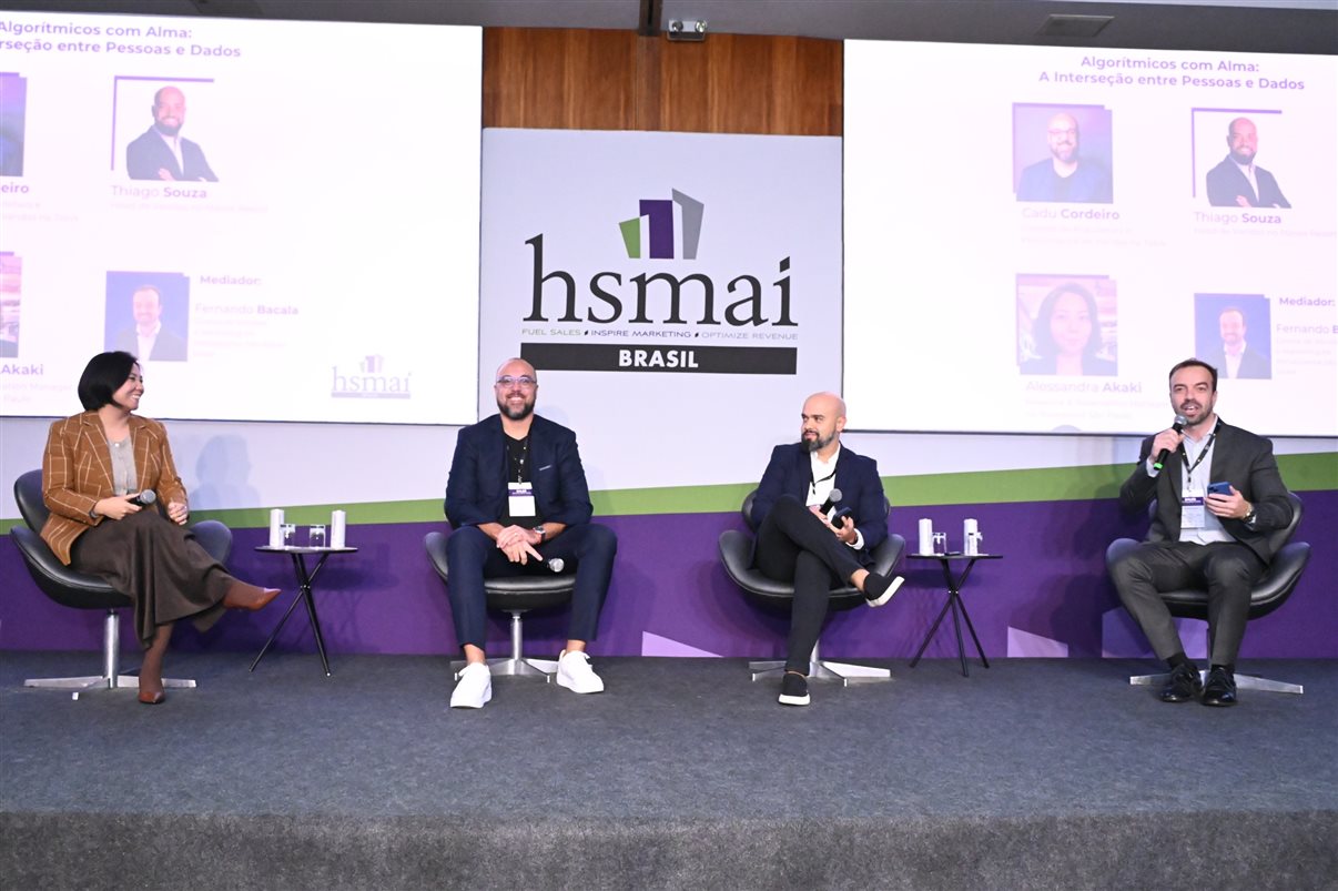 Maína Pietrobelli, da Plusgrade, Juliana Nogueira, do Grupo Wish, Ícaro Chamon, do Malai Manso Resort, e Fernanda Pini, da Atrio Hotel Management