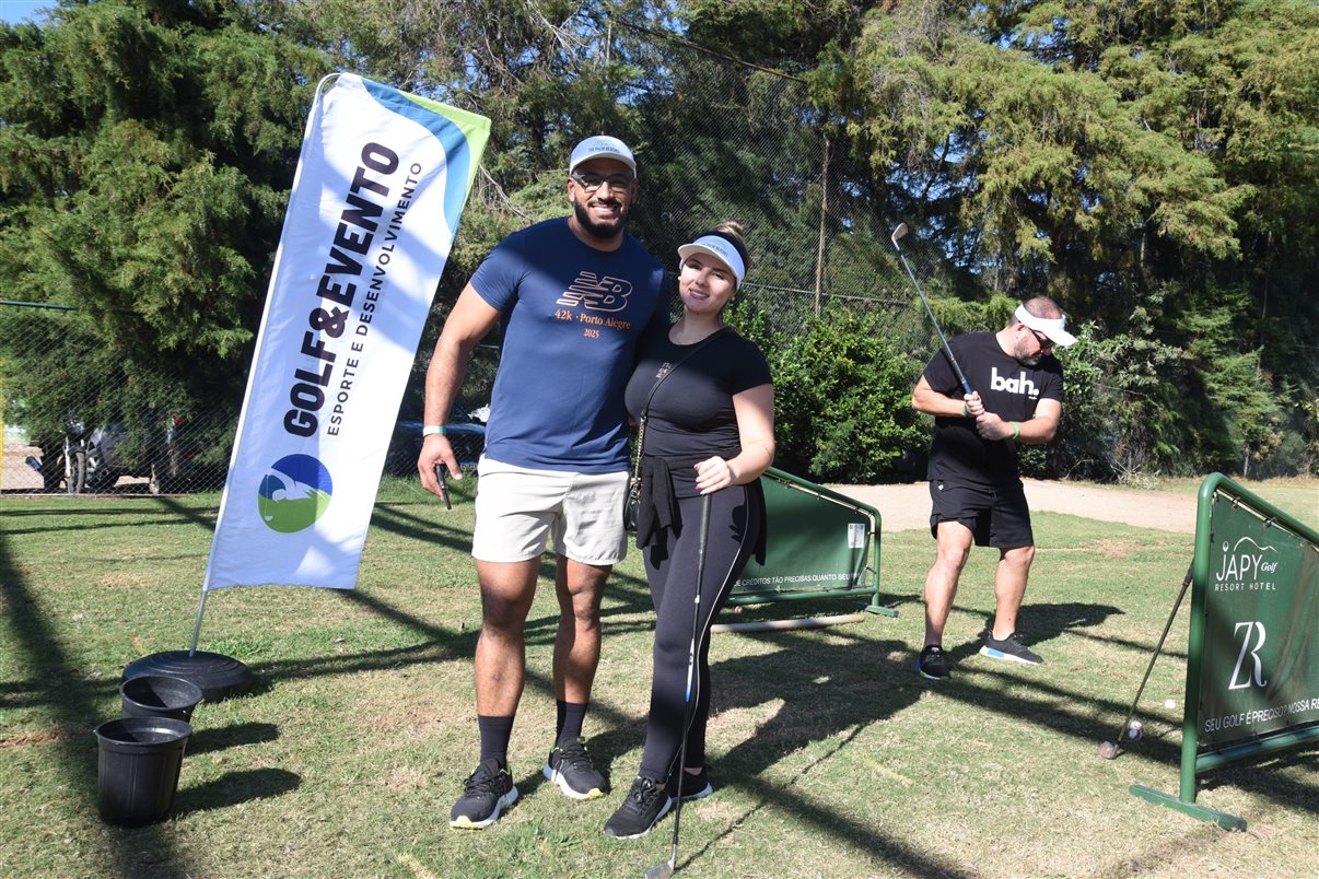 Jorge Souza, da Orinter, e Karina Nascimento, Copa Airlines