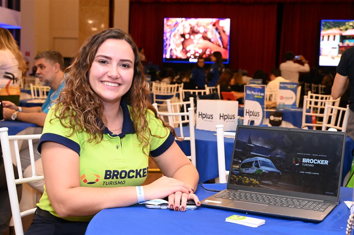 Trade alagoano: Andrea Gatto, da Rede Brisa, Ana Guilhermina, do Marianas Maceio Hotel, Tata Costa, do Village Barra Hotel, Andrezza Mendes, da Setur Alagoas, Carmen Mascia, da Luck Receptivo, Lia Jatoba, da Abih Alagoas, Alejandro Velásquez, da Luck Receptivo, Denise Borges, dos Hoteis Ponta Verde Maceio e France, e Lilian Santos, do Vila Gale