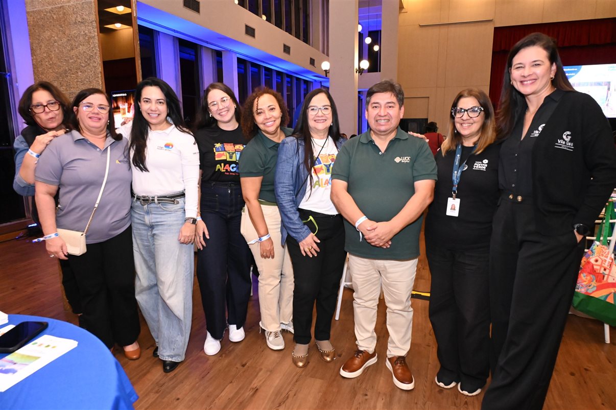 Trade alagoano: Andrea Gatto, da Rede Brisa, Ana Guilhermina, do Marianas Maceio Hotel, Tata Costa, do Village Barra Hotel, Andrezza Mendes, da Setur Alagoas, Carmen Mascia, da Luck Receptivo, Lia Jatoba, da Abih Alagoas, Alejandro Velásquez, da Luck Receptivo, Denise Borges, dos Hoteis Ponta Verde Maceio e France, e Lilian Santos, do Vila Gale