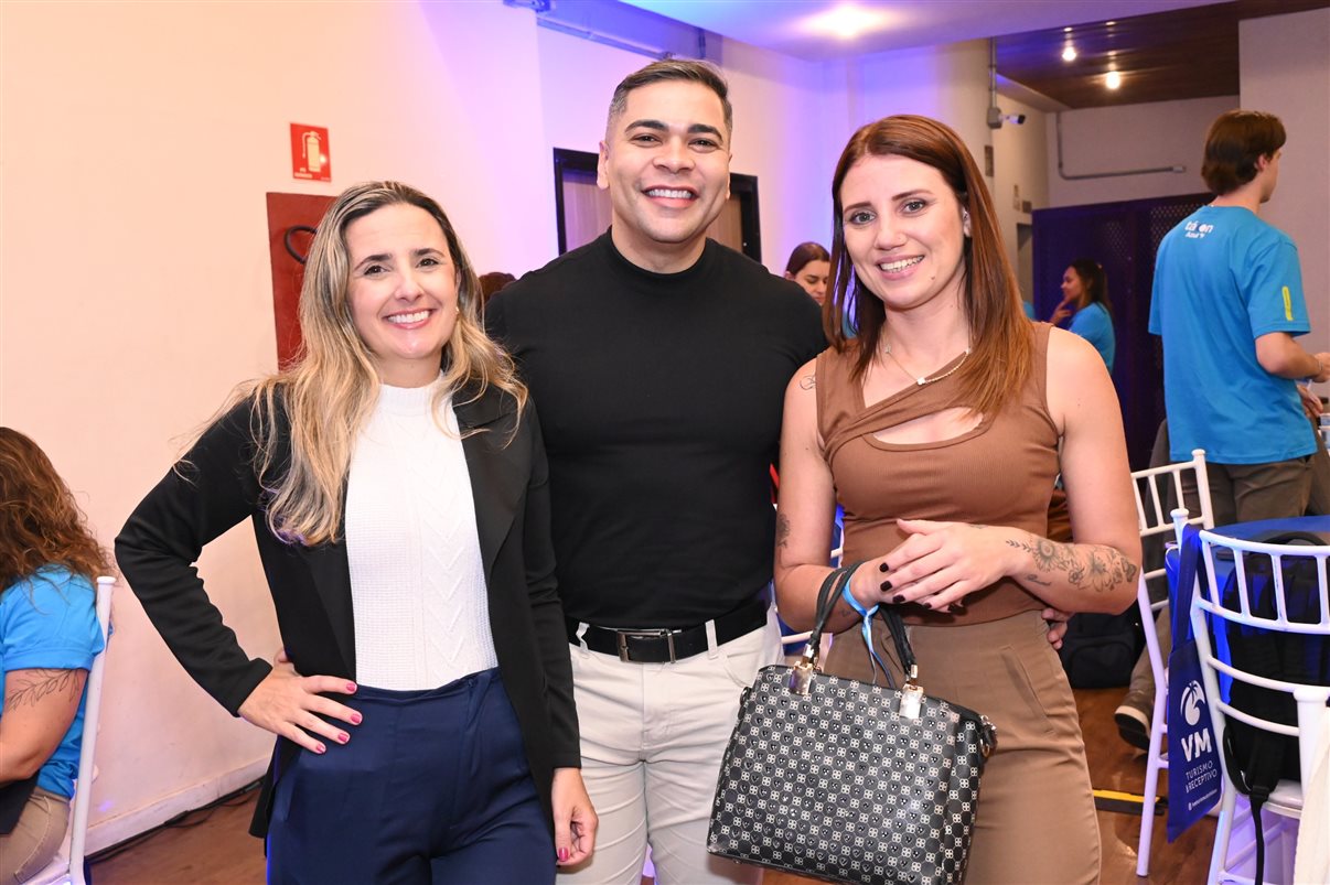 Trade alagoano: Andrea Gatto, da Rede Brisa, Ana Guilhermina, do Marianas Maceio Hotel, Tata Costa, do Village Barra Hotel, Andrezza Mendes, da Setur Alagoas, Carmen Mascia, da Luck Receptivo, Lia Jatoba, da Abih Alagoas, Alejandro Velásquez, da Luck Receptivo, Denise Borges, dos Hoteis Ponta Verde Maceio e France, e Lilian Santos, do Vila Gale