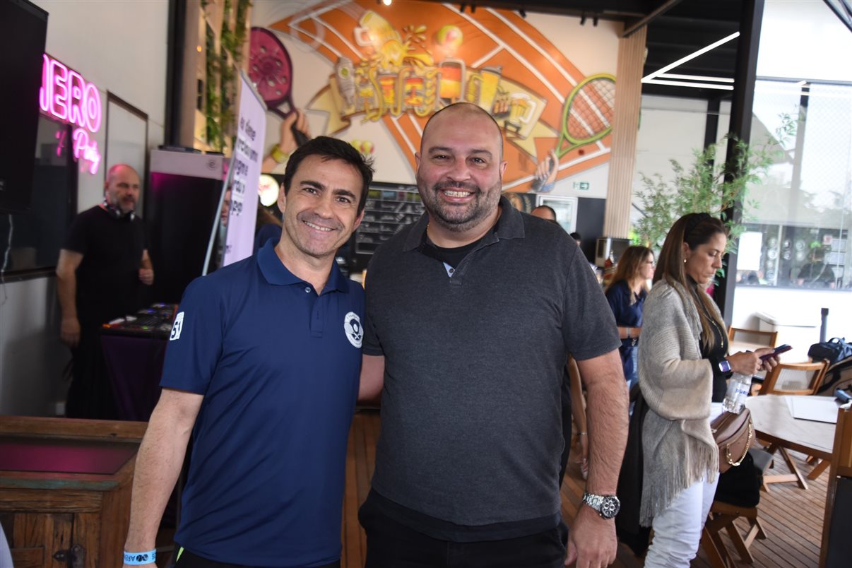 Rodrigo Vieira, da PANROTAS,  e Rafael Ortiz, da Voetur