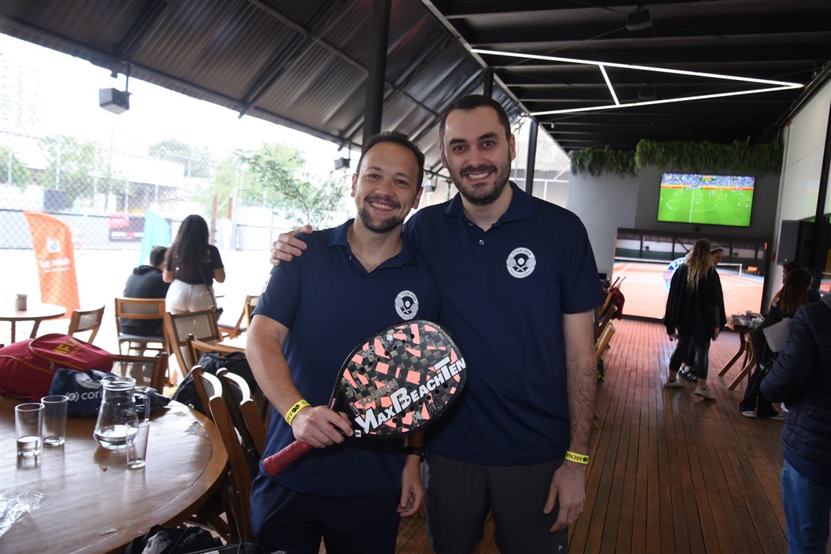 Rodrigo Vieira, da PANROTAS,  e Rafael Ortiz, da Voetur