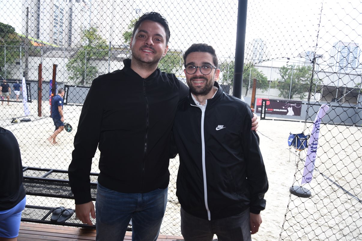 Rodrigo Vieira, da PANROTAS,  e Rafael Ortiz, da Voetur
