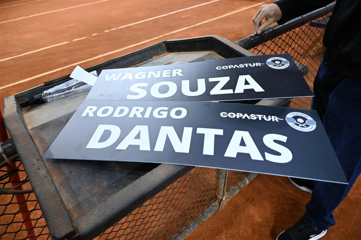 Rodrigo Vieira, da PANROTAS,  e Rafael Ortiz, da Voetur
