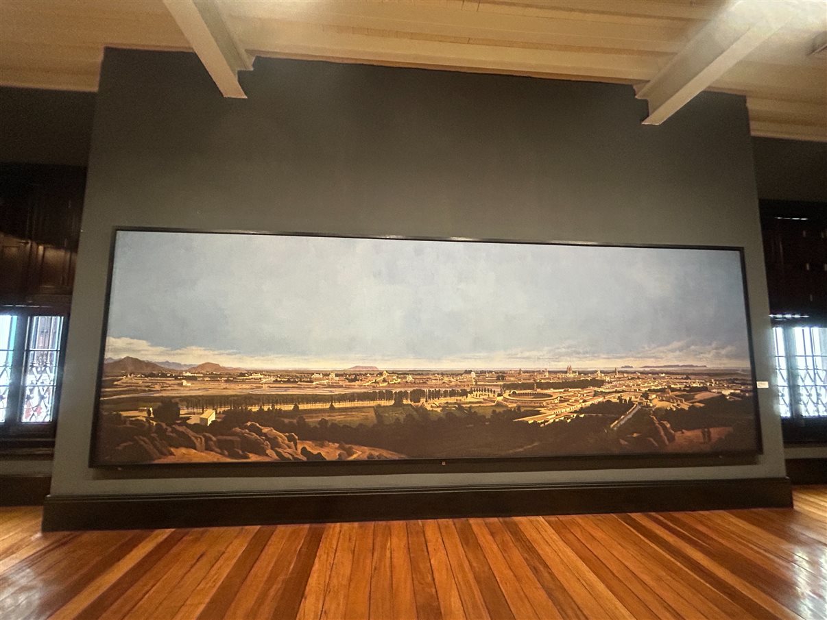 Pinacoteca na Plaza Francia