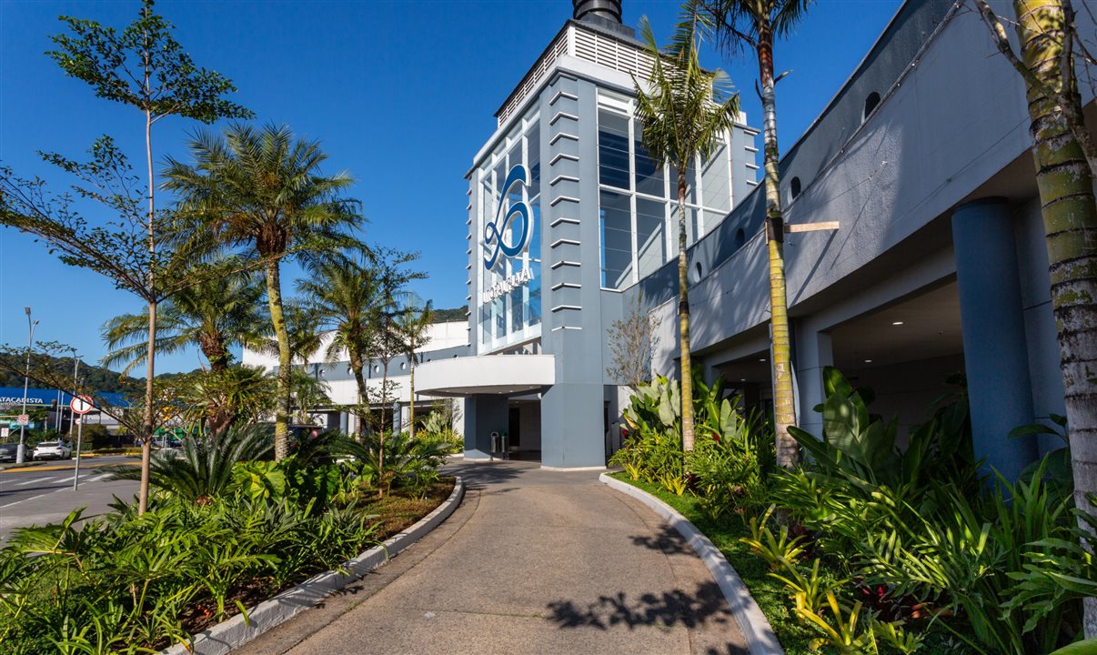 Shopping com 27 anos, o Litoral Plaza, em Praia Grande, está passando por expansão com investimento do Grupo Peralta