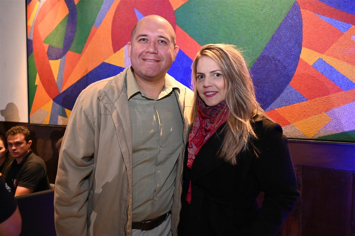 Ana Laura Pierini, do Visit Buenos Aires, entre Fabio Camargo, Mariana Figueiredo e Rodrigo Ramos, da Braztoa  
