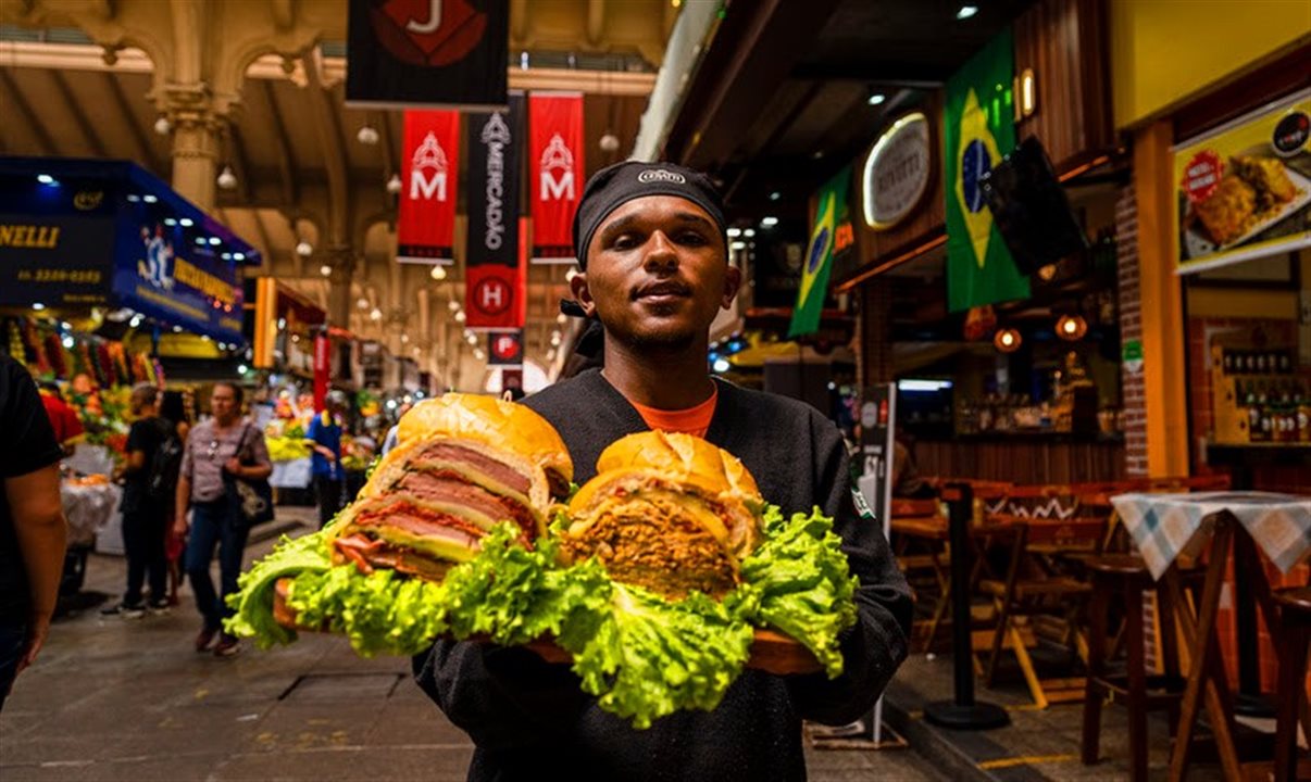Em junho, 178,3 mil estrangeiros visitaram cidades paulistas, alta de 22,9% em comparação ao mesmo mês do ano anterior, que registrou 145,1 mil visitantes