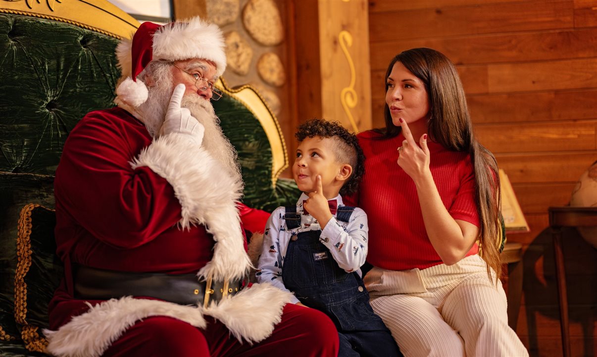 Papai Noel também fará visitas a cada um dos quatro parques temáticos do Walt Disney World