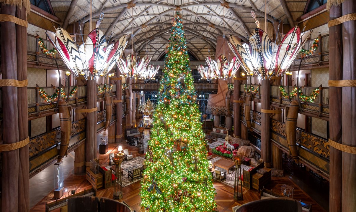 Hotéis Disney Resort oferecem uma grande variedade de decorações natalinas