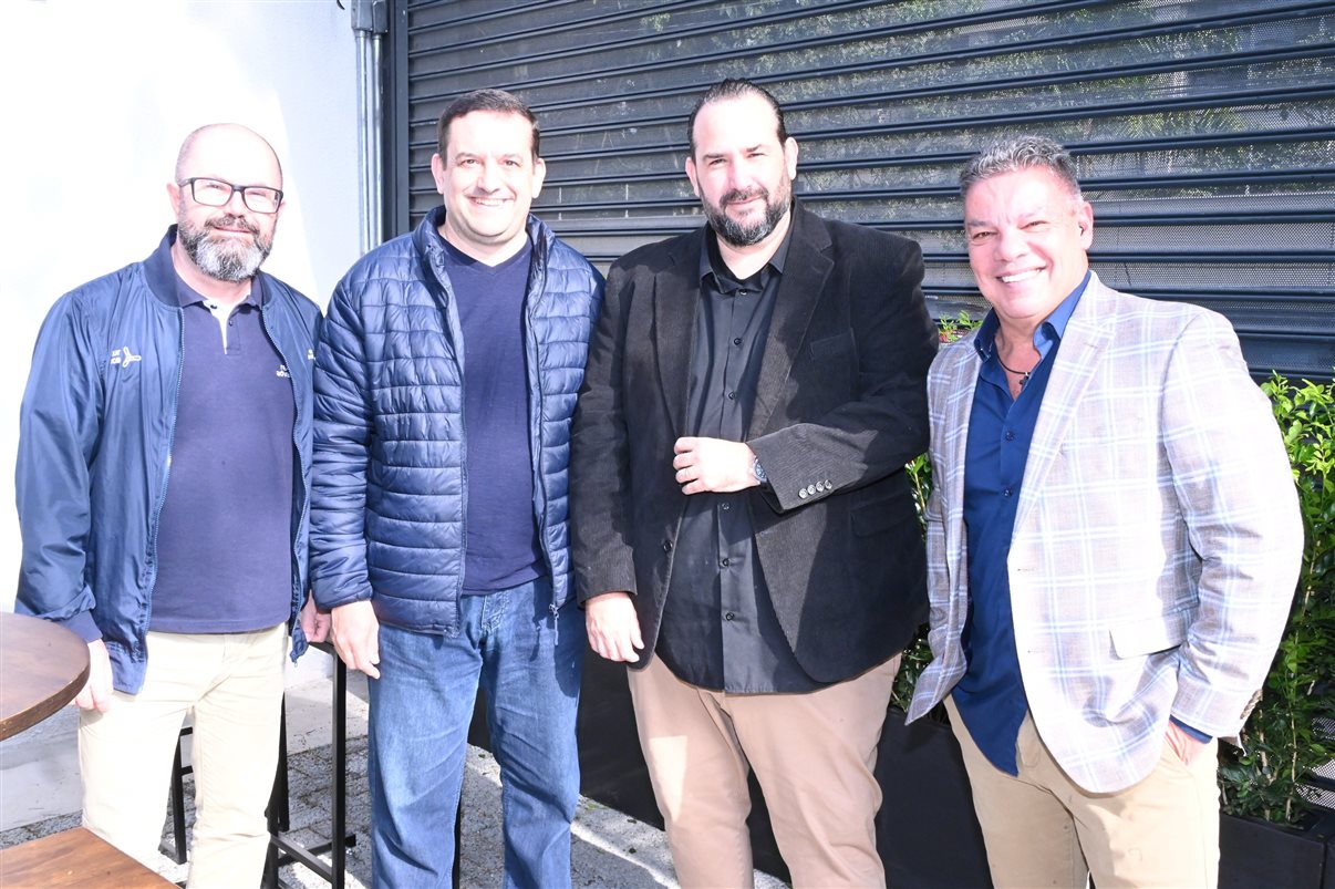 Fernando Nunes, CEO da Holding BePrime, Henrique Costa, da Let's Play, Carol Tikerpe, da Coz - Cozinha Criativa, Cleiton Feijó, da PrimeXP, e Thiago Couto, da Coz - Cozinha Criativa