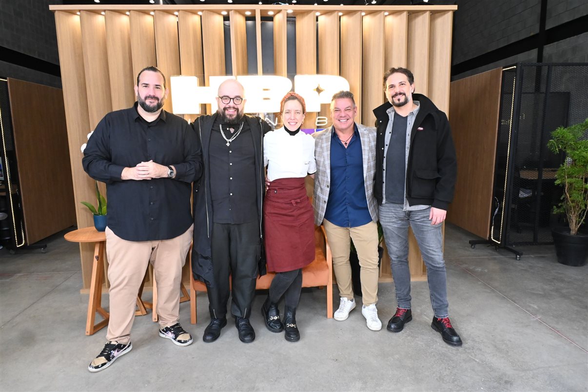 Fernando Nunes, CEO da Holding BePrime, Henrique Costa, da Let's Play, Carol Tikerpe, da Coz - Cozinha Criativa, Cleiton Feijó, da PrimeXP, e Thiago Couto, da Coz - Cozinha Criativa