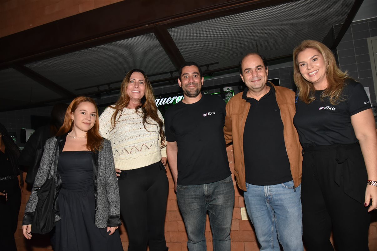 Marcele Azevedo, da Coris, e Yoham Wallace, da Grace Corretora
