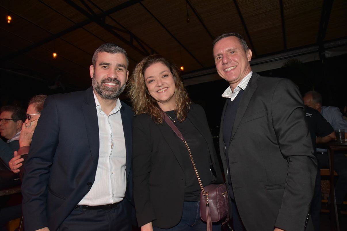Marcele Azevedo, da Coris, e Yoham Wallace, da Grace Corretora