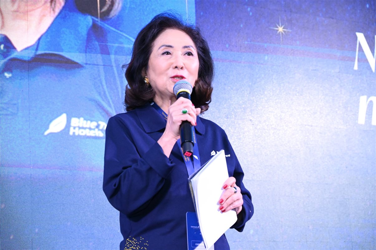 Chieko Aoki com equipe de Caxias do Sul e Florianópolis: Vinícius Schreiner, Roberta Albuquerque, Luciane Perez, Raquel Bitencourt, Adalgiza Ferreira e Alison Vilela 
