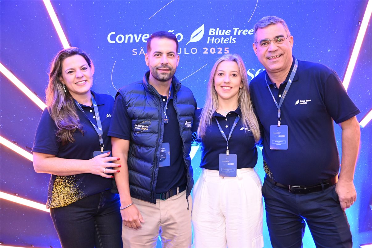 Chieko Aoki com equipe de Caxias do Sul e Florianópolis: Vinícius Schreiner, Roberta Albuquerque, Luciane Perez, Raquel Bitencourt, Adalgiza Ferreira e Alison Vilela 