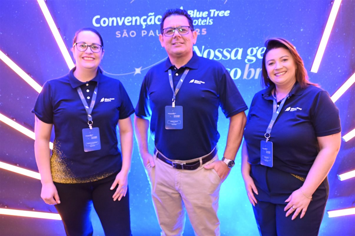 Chieko Aoki com equipe de Caxias do Sul e Florianópolis: Vinícius Schreiner, Roberta Albuquerque, Luciane Perez, Raquel Bitencourt, Adalgiza Ferreira e Alison Vilela 