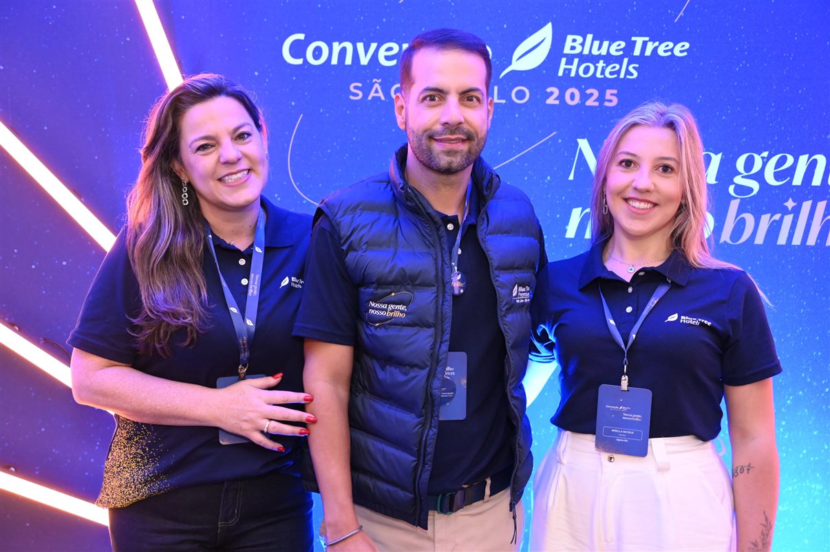 Chieko Aoki com equipe de Caxias do Sul e Florianópolis: Vinícius Schreiner, Roberta Albuquerque, Luciane Perez, Raquel Bitencourt, Adalgiza Ferreira e Alison Vilela 