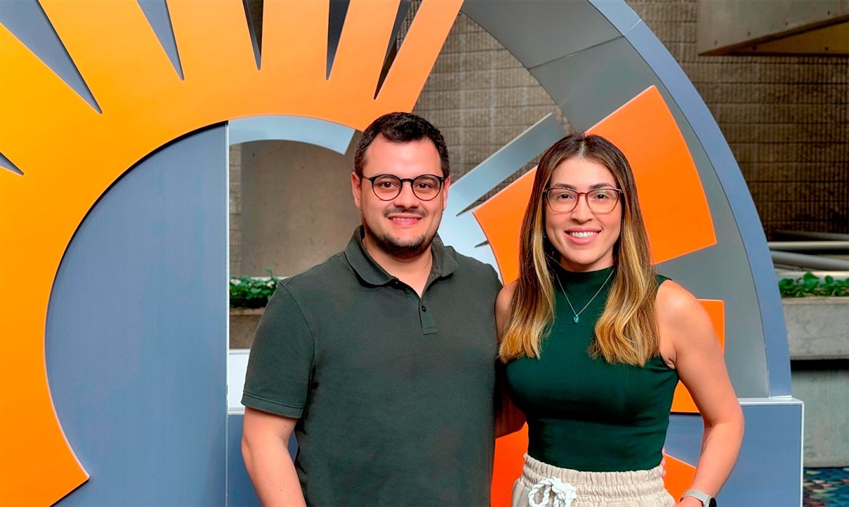 Luiz Moura e Jordana Souza, da VOLL