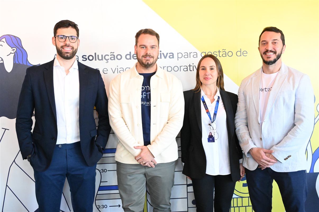 Pedro Goés (CEO), Klaus Heider (diretor de Sucesso do Cliente), Cibeli Oliveira (VP de Experiência do Cliente) e Rafael Gusson (diretor de Operações) da Paytrack