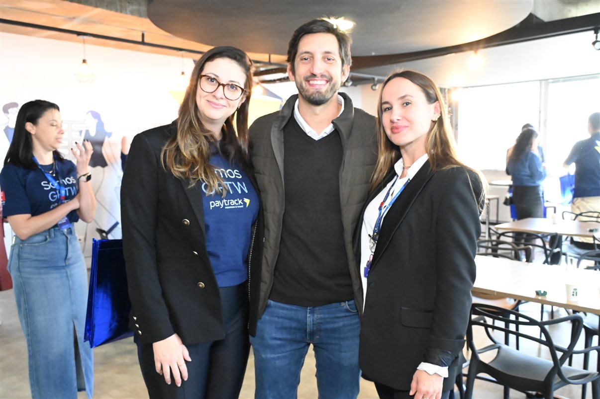 Cibeli Oliveira e Pedro Góes, da Paytrack