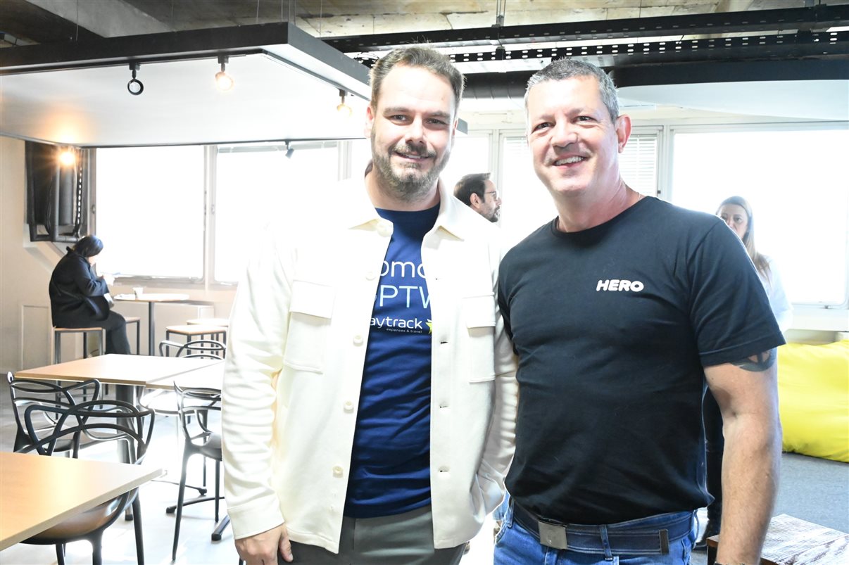 Cibeli Oliveira e Pedro Góes, da Paytrack