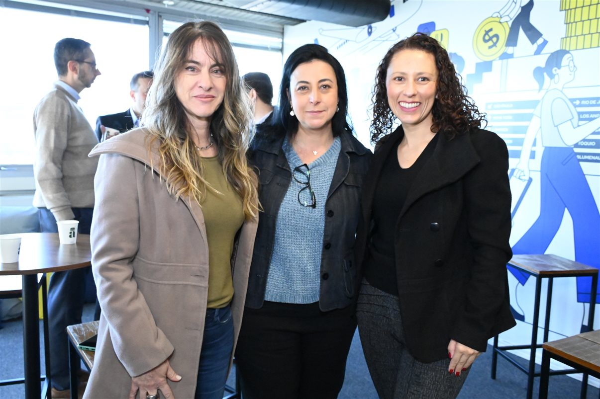Cibeli Oliveira e Pedro Góes, da Paytrack