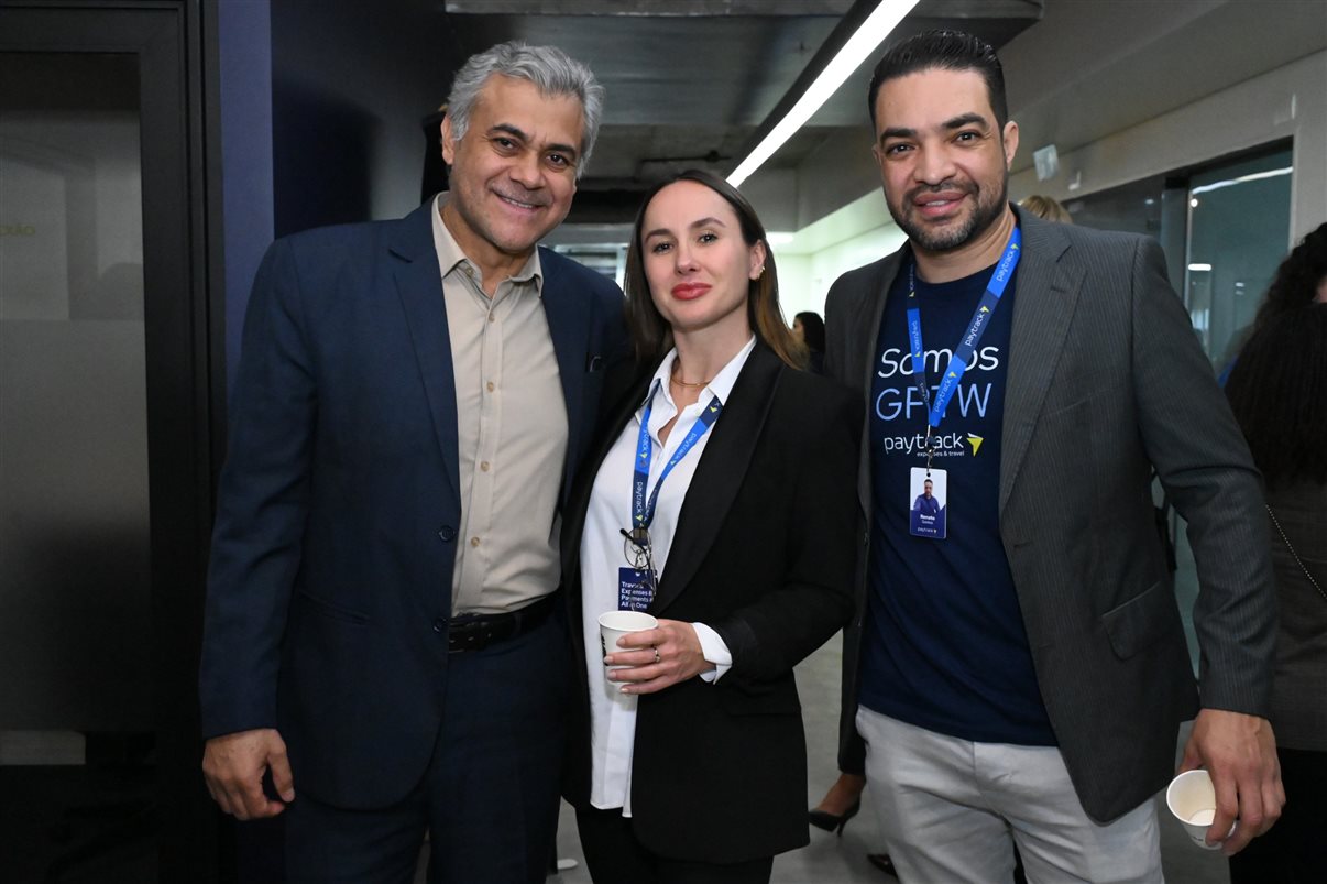Cibeli Oliveira e Pedro Góes, da Paytrack