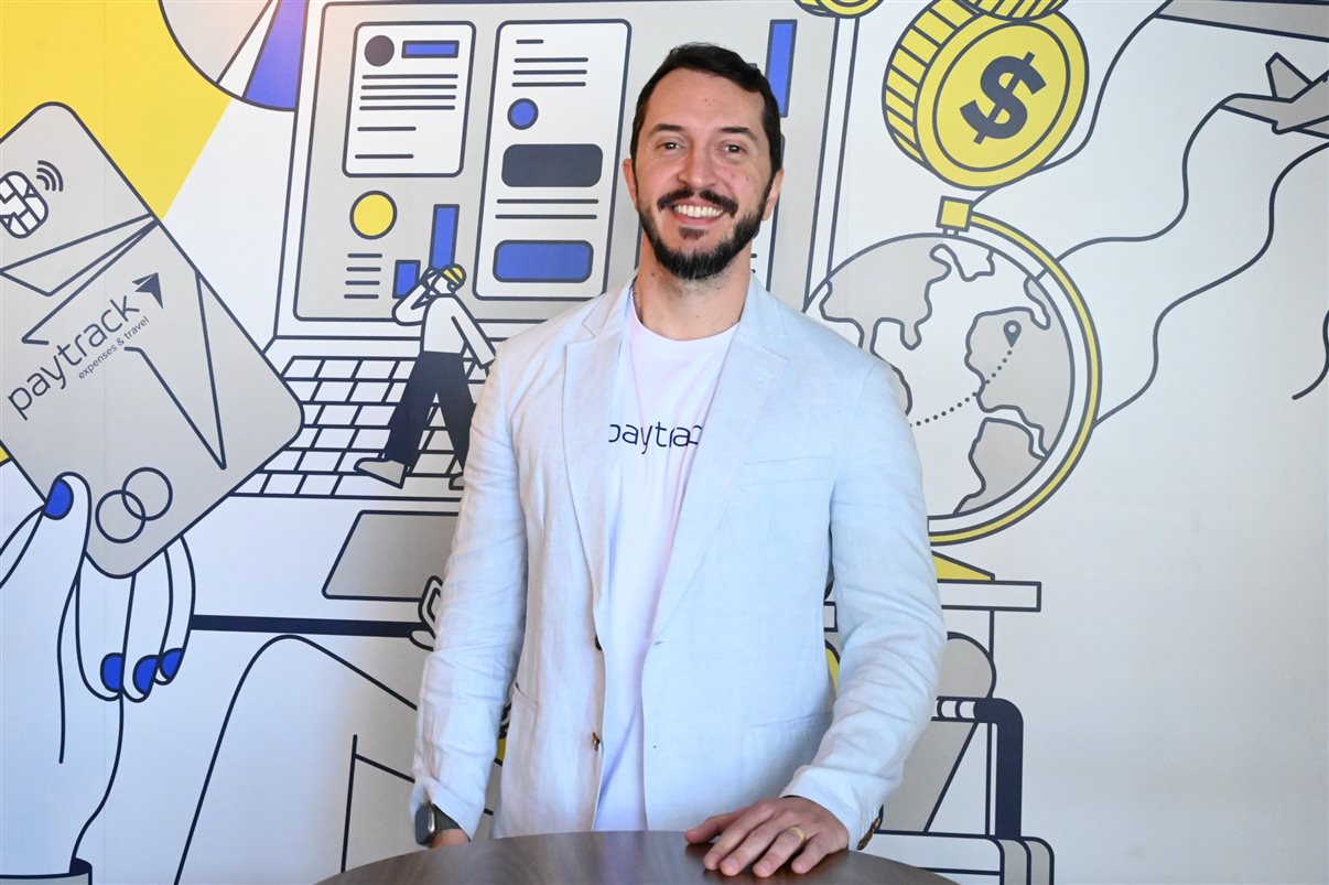 Cibeli Oliveira e Pedro Góes, da Paytrack
