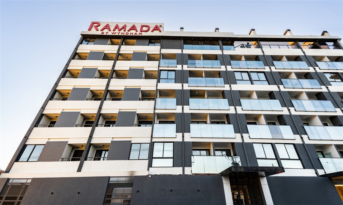 Ramada Suites by Wyndham Asunción Aeropuerto