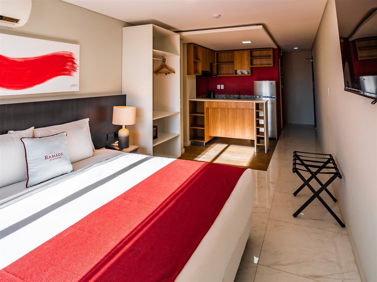 Ramada Suites by Wyndham Asunción Aeropuerto