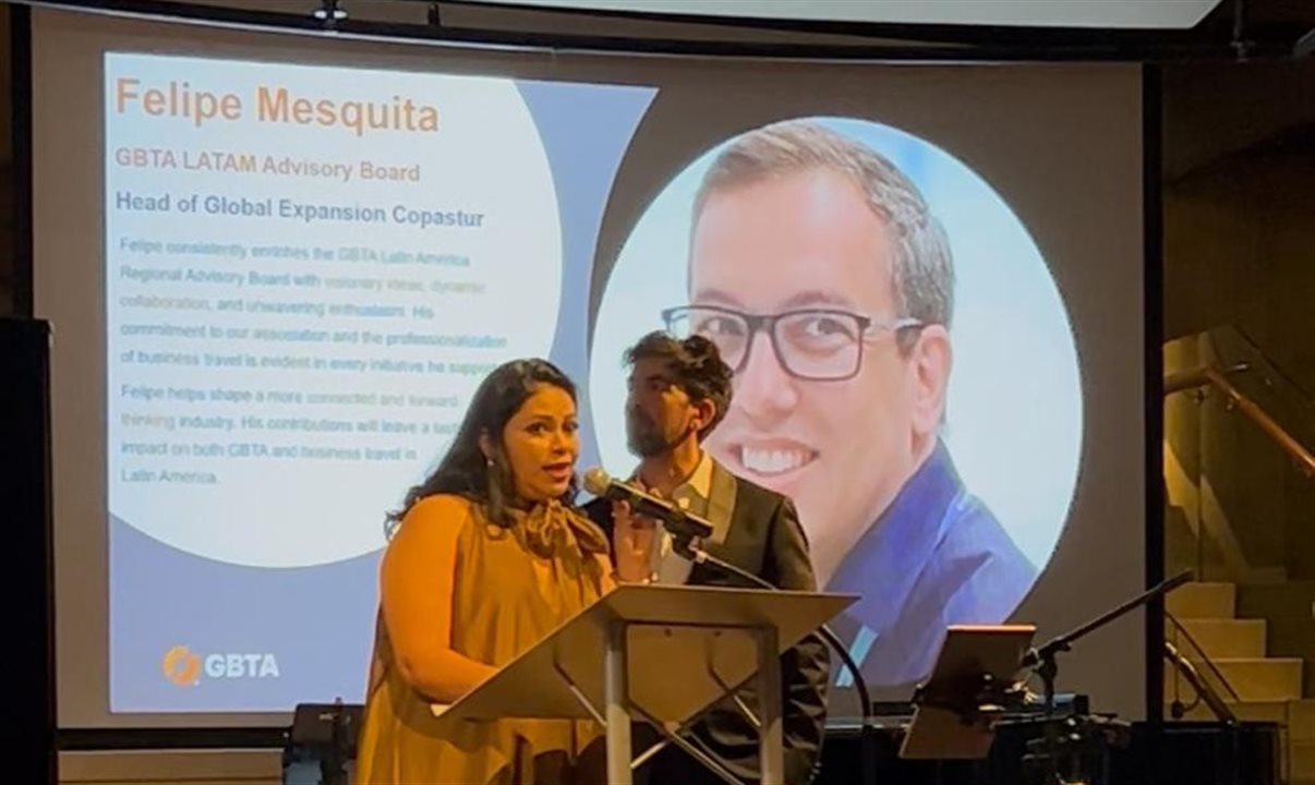 Daniel Duarte e Mariana Pérez na premiação de Mesquita