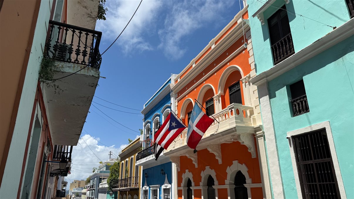 As construções coloridas do centro histórico