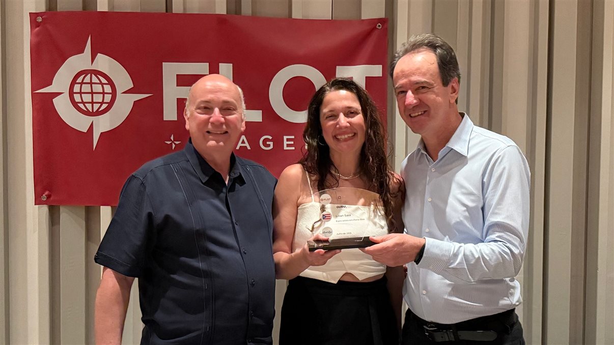 Francisco Blanch, Johanna González e Cristina Fernandes, da Discover Puerto Rico, e Eduardo Barbosa, da Flot