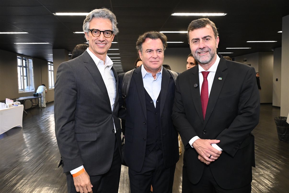 Bruno Reis, Ana Paula Jacques e Marcelo Freixo, da Embratur
