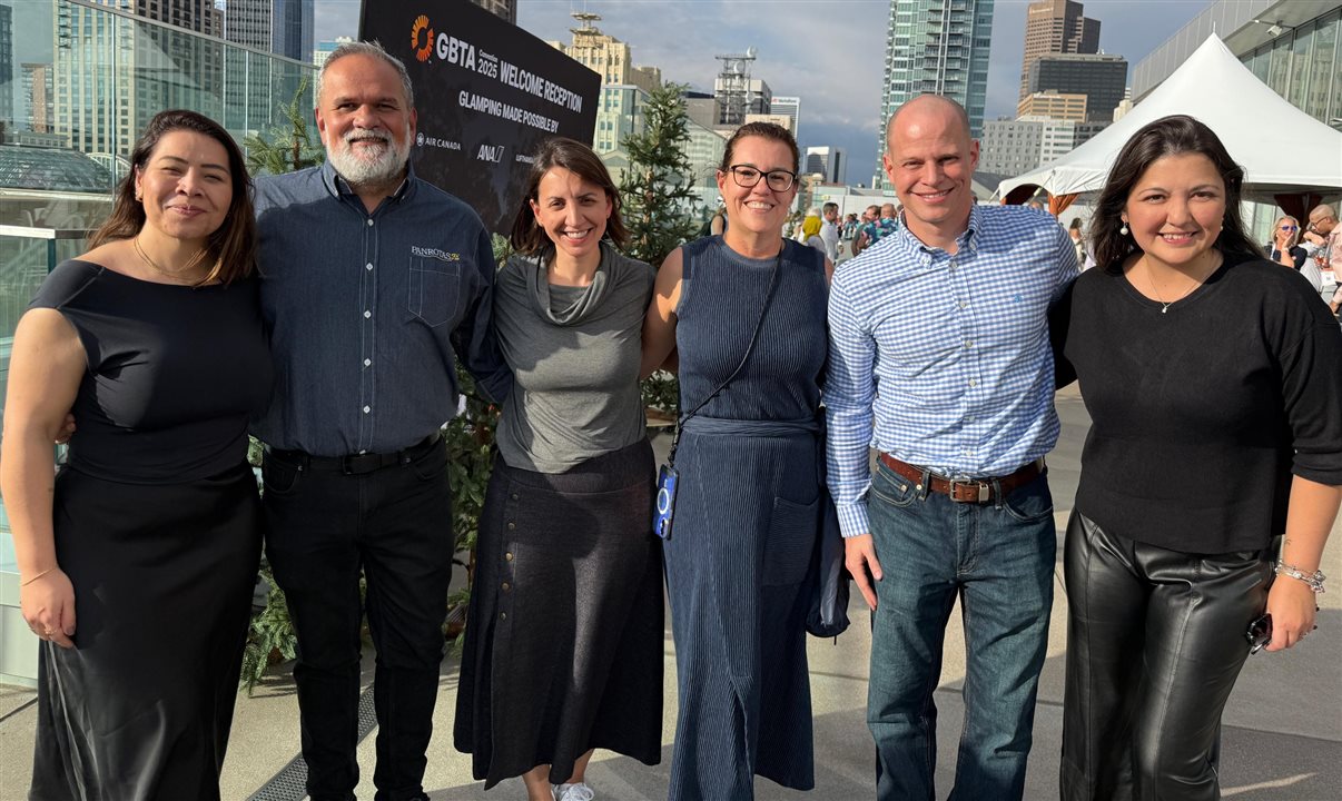 Conselho do MOVE: Jamile Martins (Braskem), Artur Luiz Andrade (PANROTAS), Ana Prado (Syngenta), Patricia Thomas (Omnibees) e que fará a mediação do painel do bloco 2, José Guilherme Alcorta (PANROTAS) e Sheila Rodrigues (KPMG)