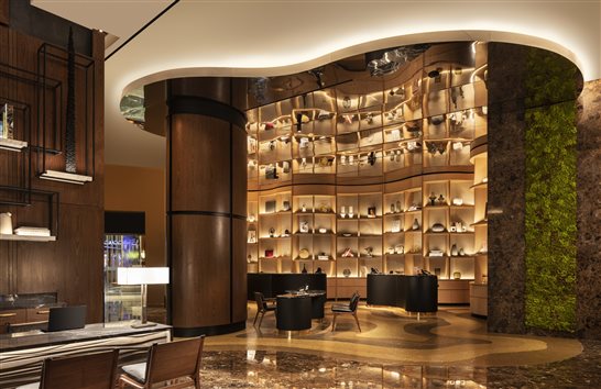 Renovado lobby do hotel