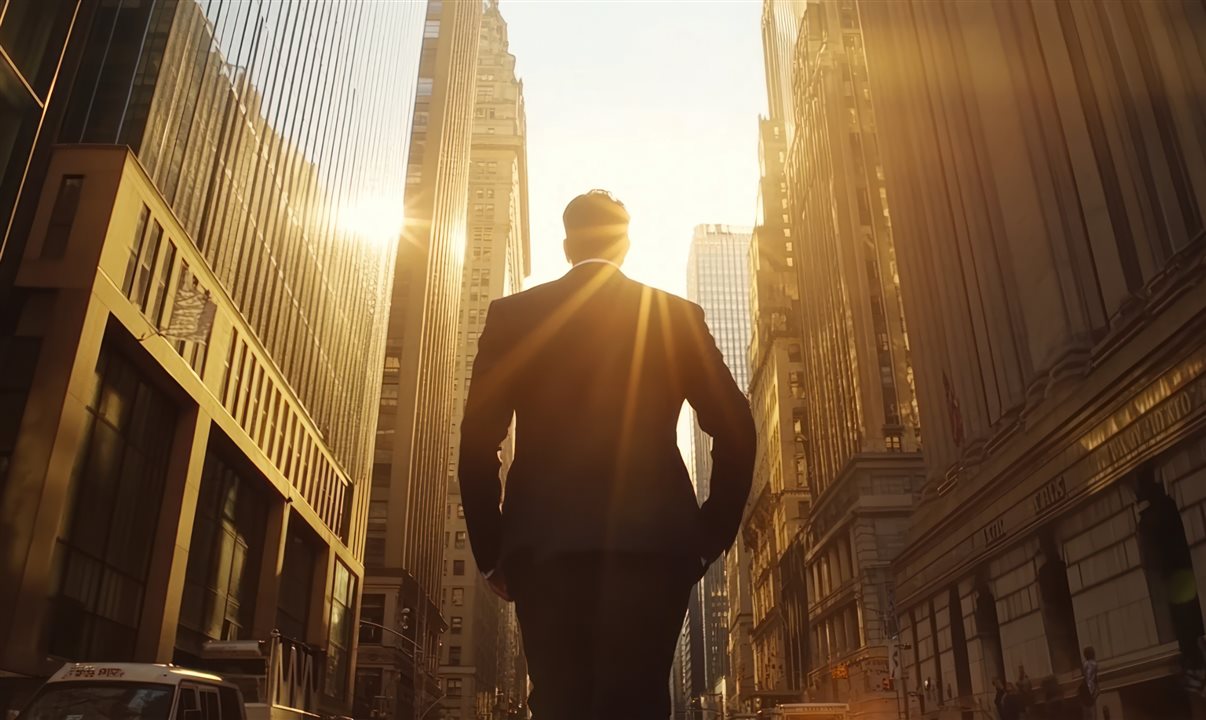 Longe de ser apenas um intermediário de produtos, o operador moderno se posiciona como um parceiro de negócios essencial