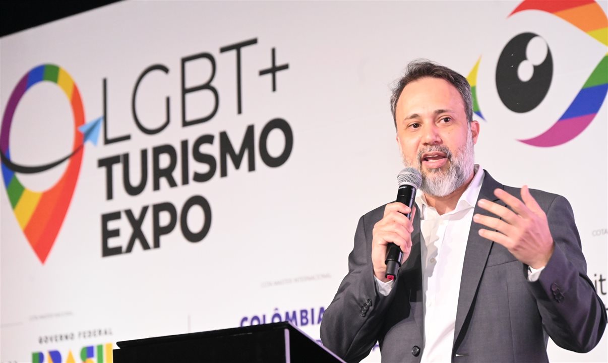 Alex Bernardes, diretor da LGBT+ Turismo Expo