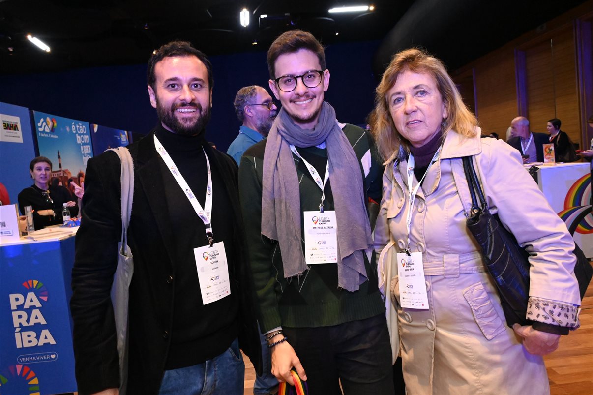 Danielly Aguiar, da Empetur, e Alex Bernardes, da LGBT+ Turismo Expo
