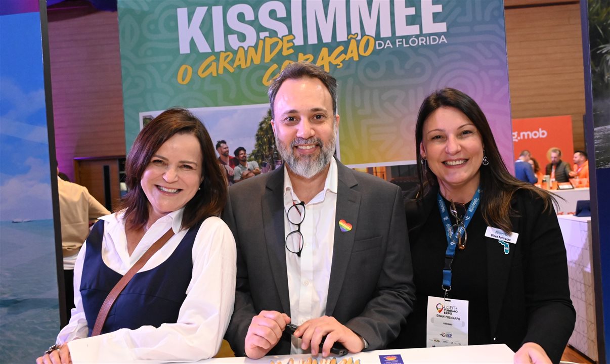 Alex Bernardes, da LGBT+ Turismo Expo, entre Ana Donato e Dinah Policarpo, da Imaginadora/Kissimmee