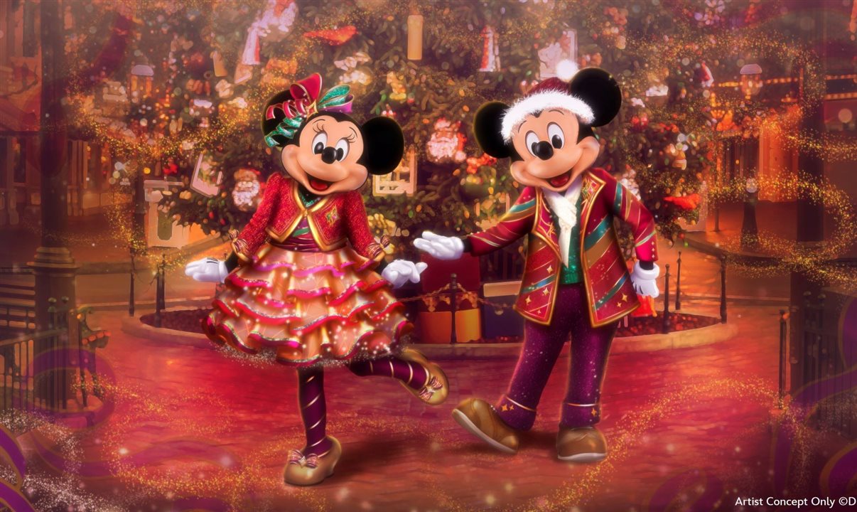 Ao passear pelo Disneyland Park, você poderá encontrar o Mickey, a Minnie e outros personagens usando roupas novas e brilhantes com um toque natalino