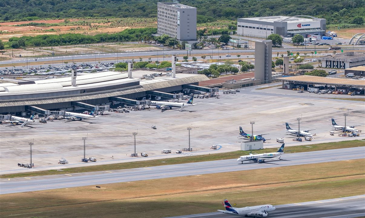 O número de pousos e decolagens também cresceu, com cerca de 57 mil operações (+11%)