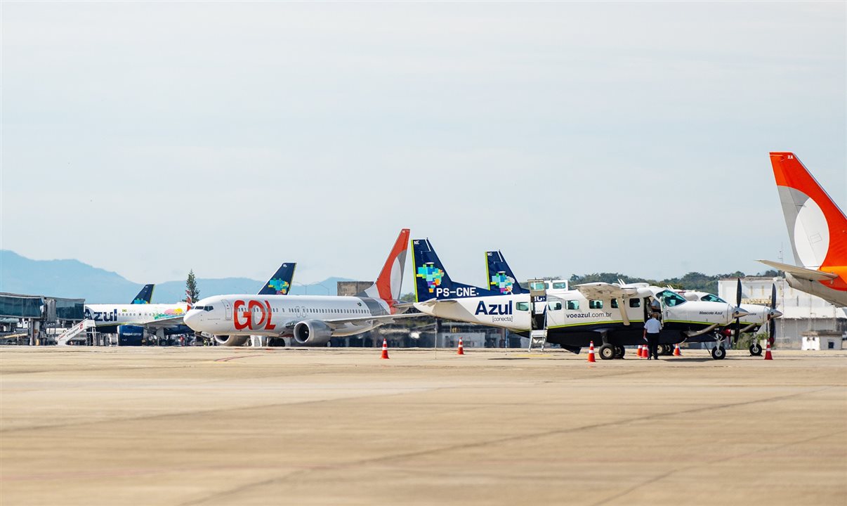 Julgamento sobre codeshare entre Azul e Gol é adiado