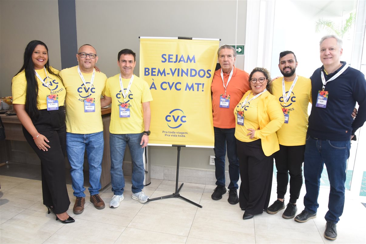 Carla Tardiane, do Sebrae-ES, e Paulo Maia, empresário que atua no ramo do Turismo no Espírito Santo