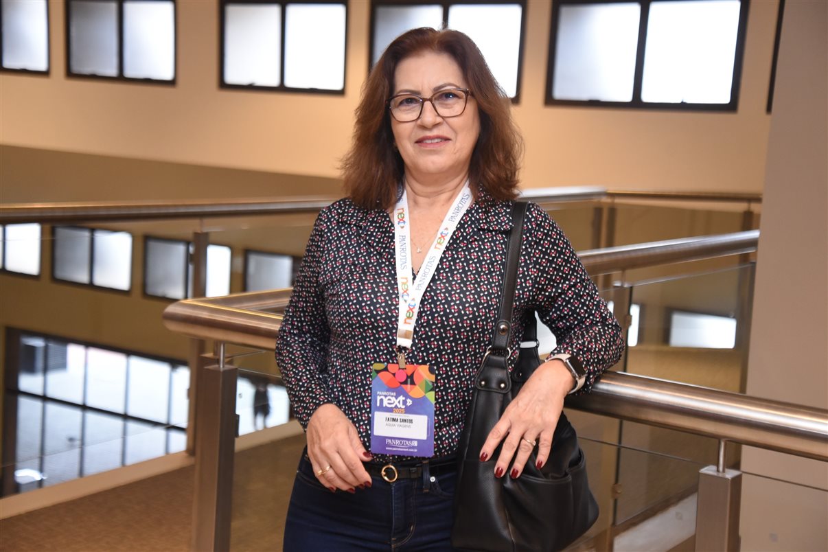 Carla Tardiane, do Sebrae-ES, e Paulo Maia, empresário que atua no ramo do Turismo no Espírito Santo