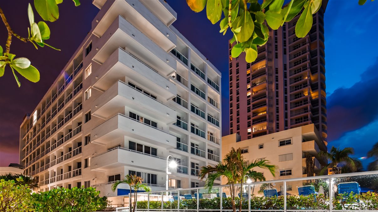 Best Western Atlantic Beach Resort