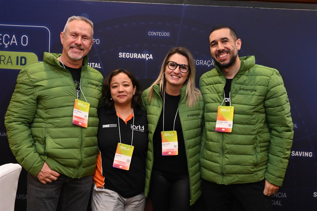 Edu Murad, da 3Sixty, com Beatriz Van Erven e Bruno Scorzo, da Inovents