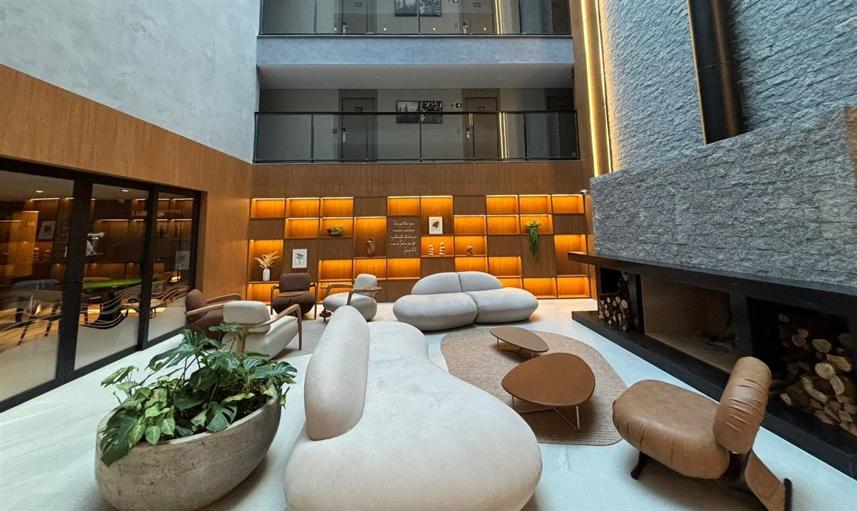 Por dentro do Golden Tulip Canela
